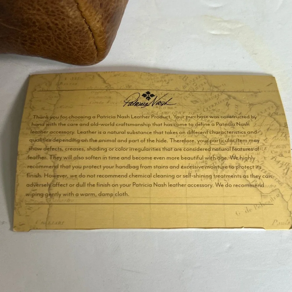 Patricia Nash Isla Cosmetic Case Womens Cognac Distressed Vintage Leather Pouch